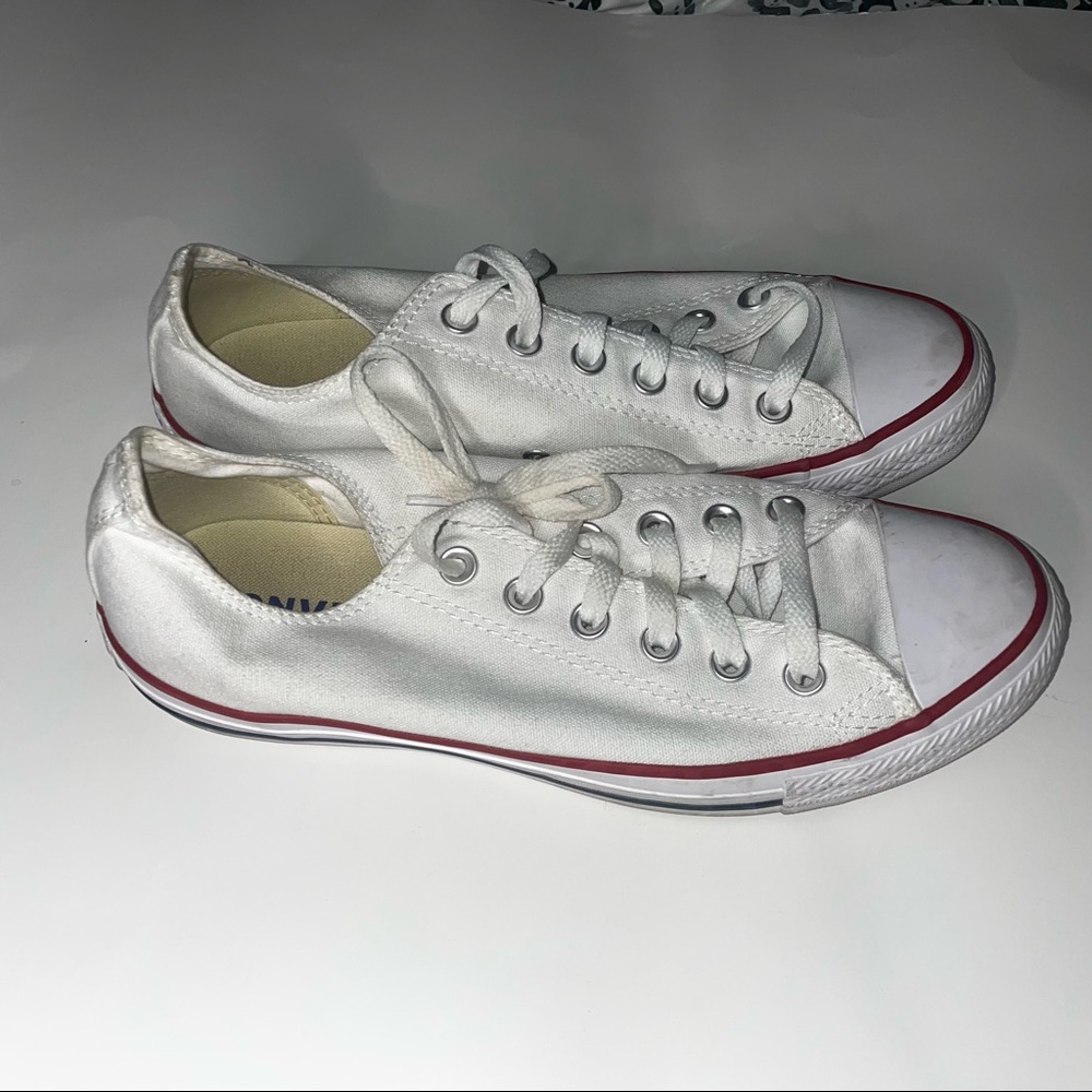 Converse women size 9